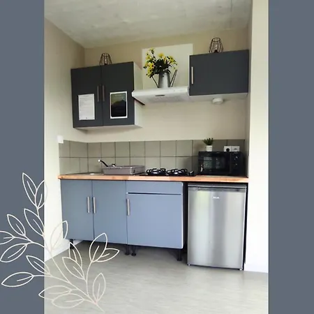 De Plein Air Le Chanset 3*