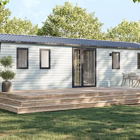 Campsite De Plein Air Le Chanset 3*
